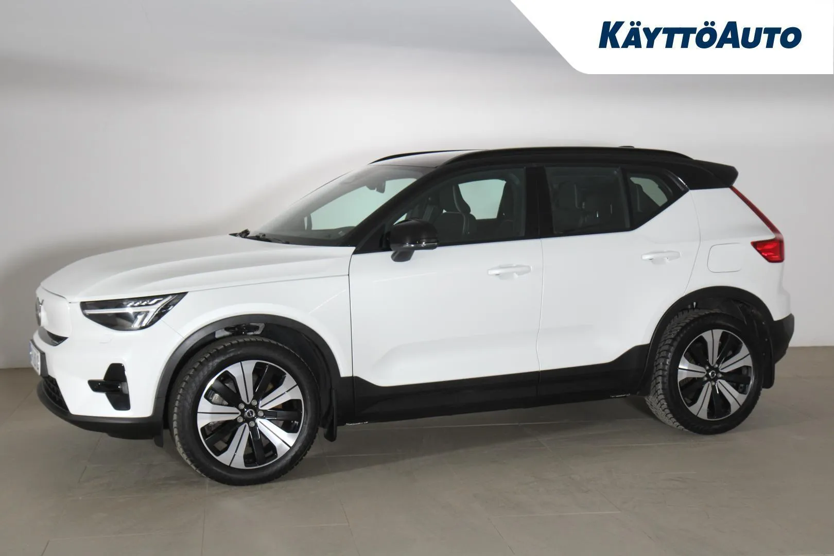 Volvo XC40 GPJ-212 carousel image