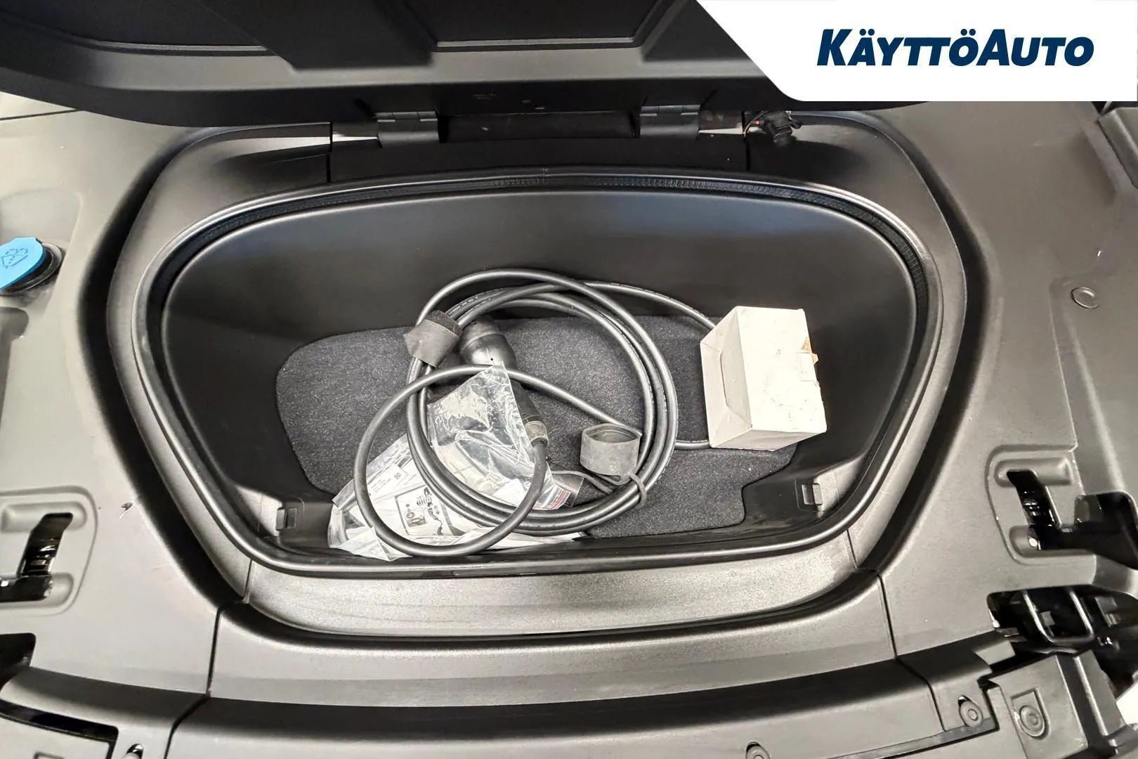 Volvo XC40 GPJ-212 carousel image