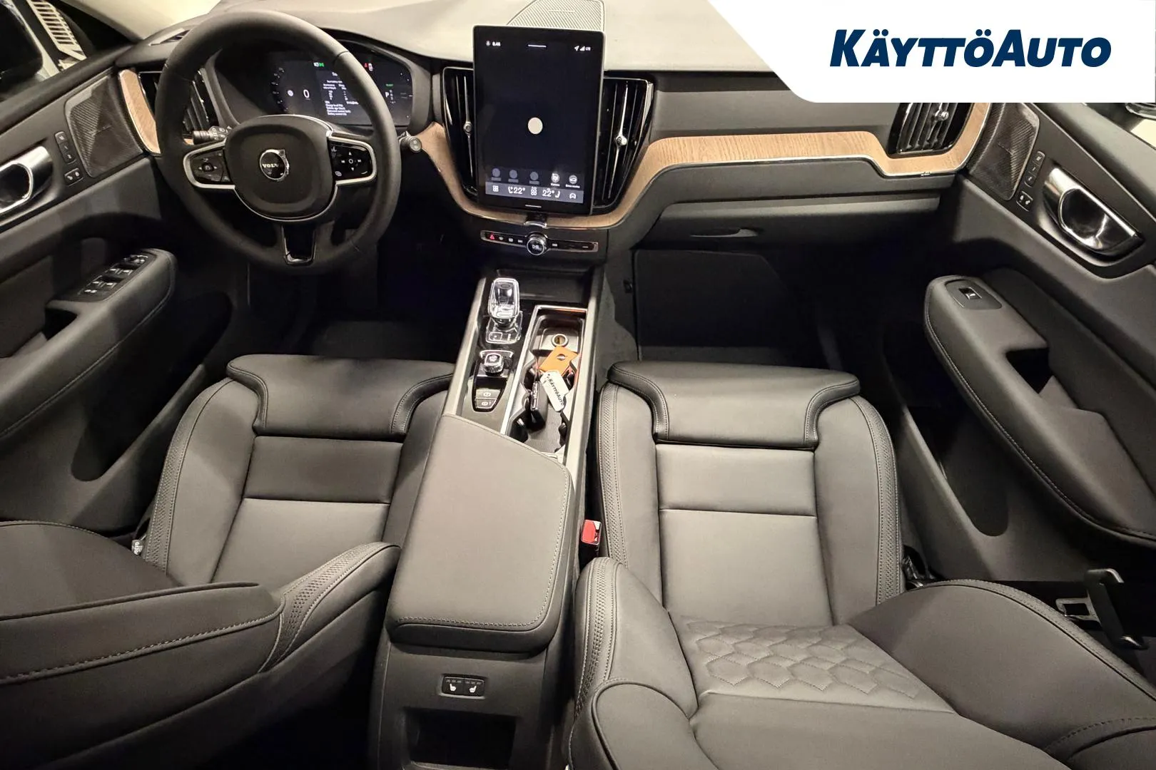 Volvo XC60 XTS-304 carousel image