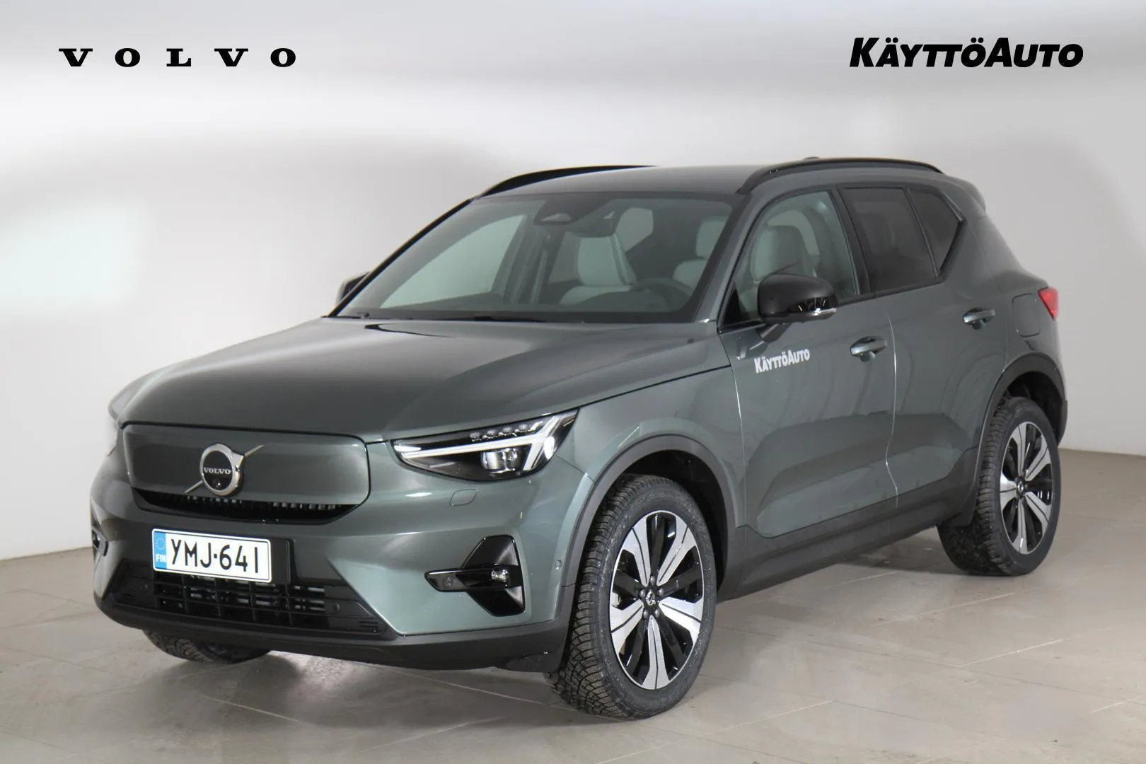 Volvo EX40 YMJ-641 carousel image