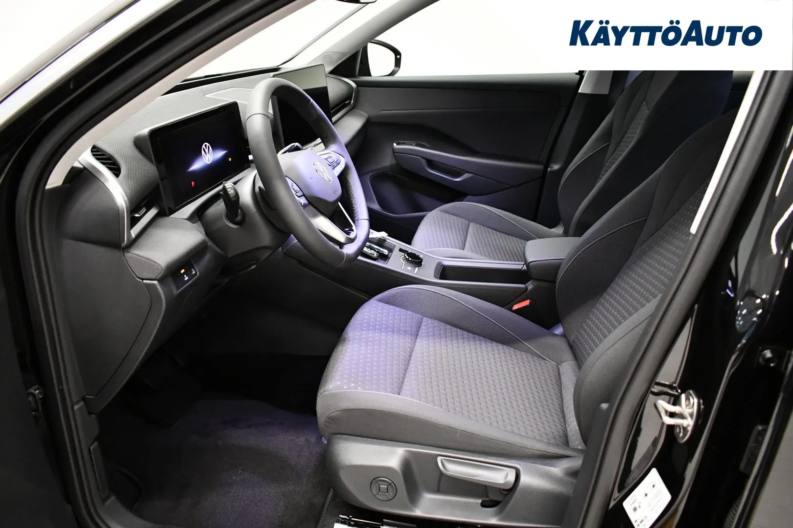 Volkswagen T-Roc KXP-913 carousel image