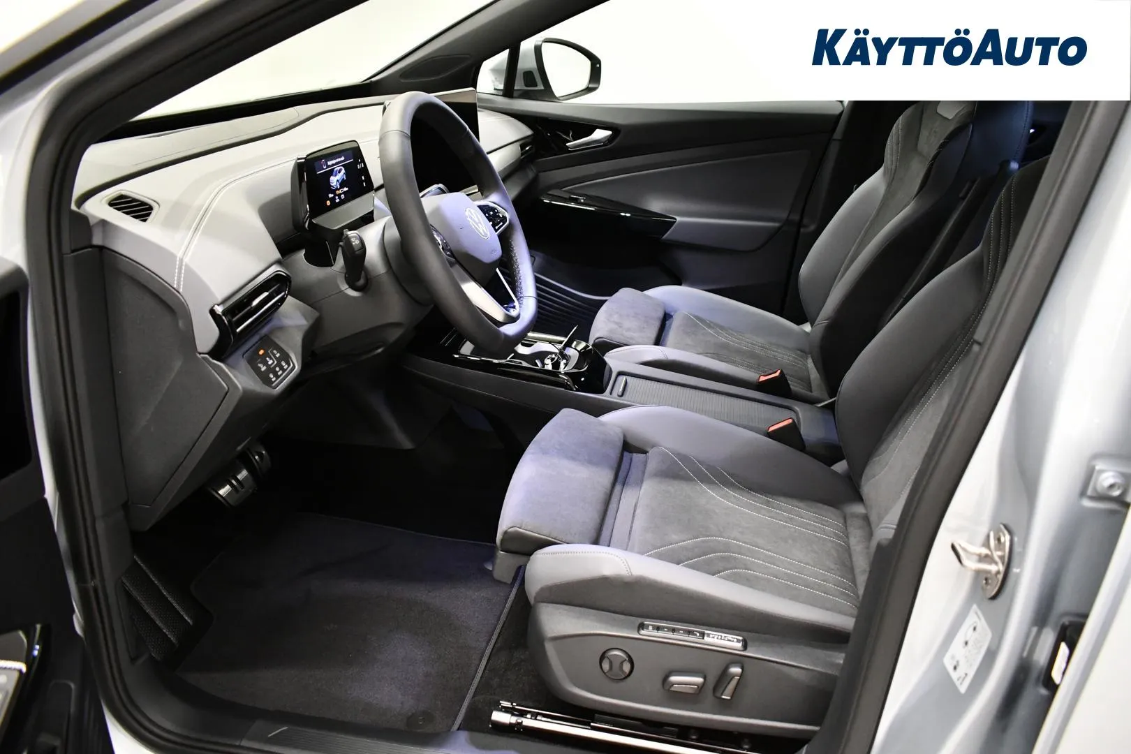 Volkswagen ID.4 NOK-319 carousel image