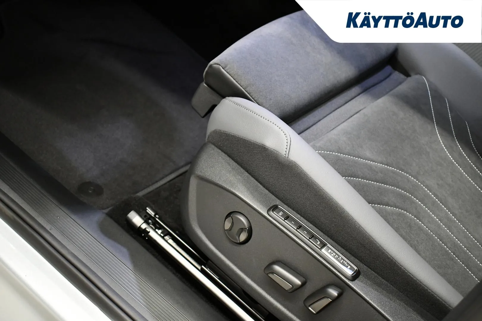 Volkswagen ID.4 NOK-319 carousel image