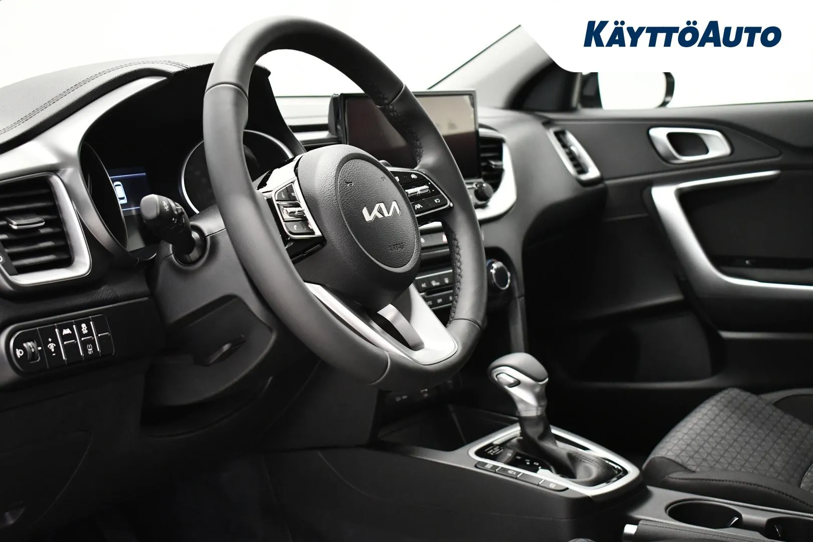 Kia Ceed MRL-777 carousel image