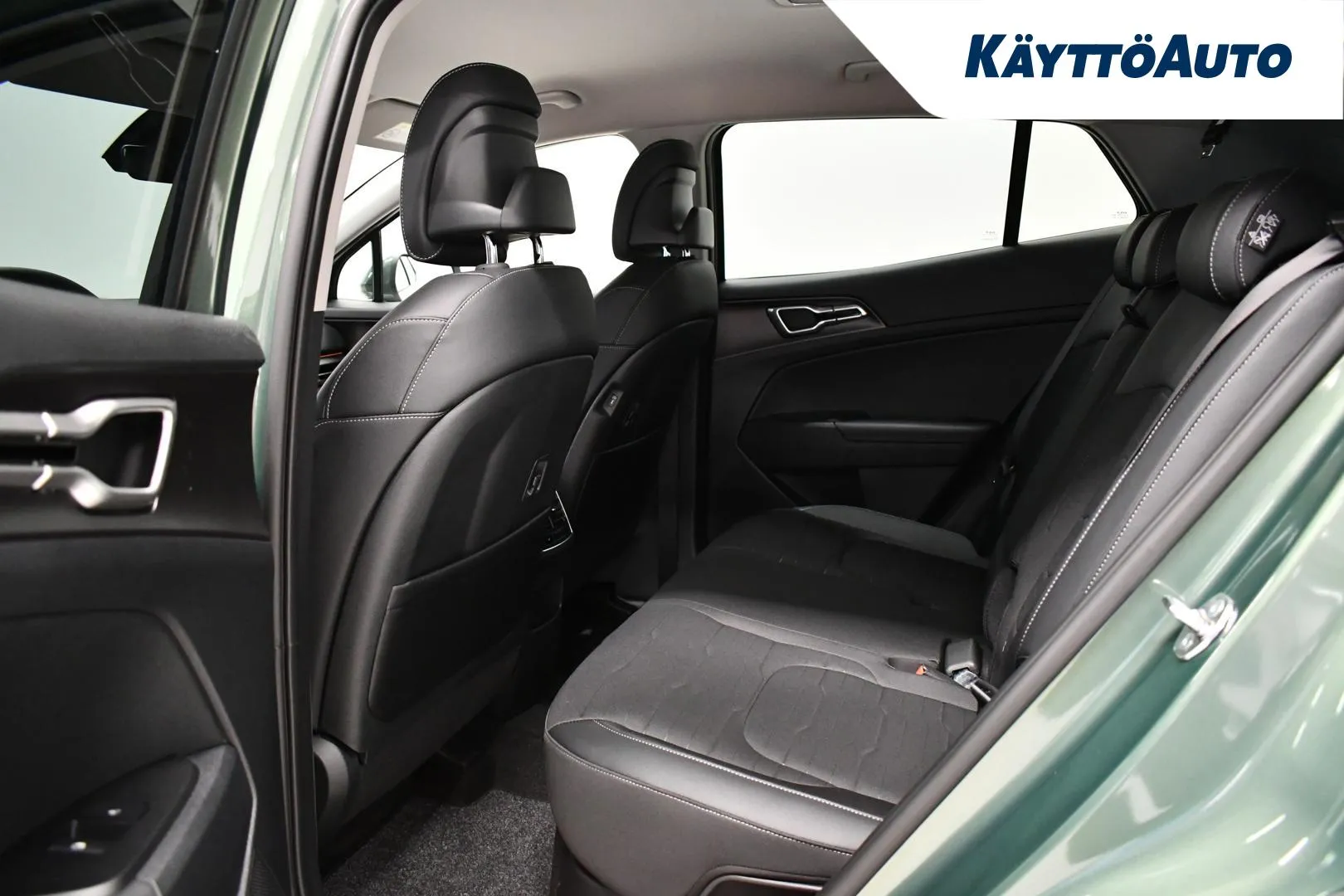 Kia Sportage JON-706 carousel image