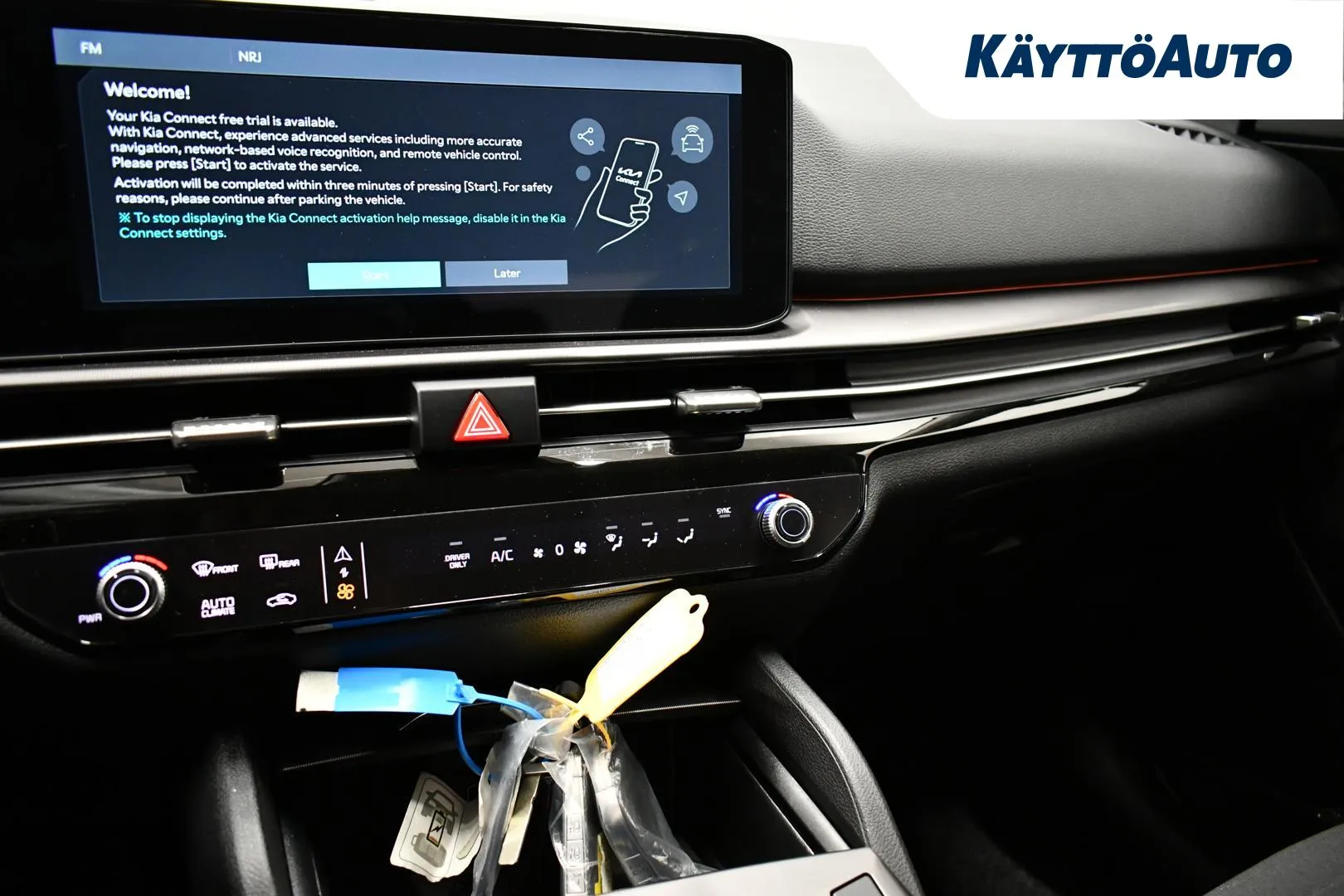 Kia Sportage JON-706 carousel image