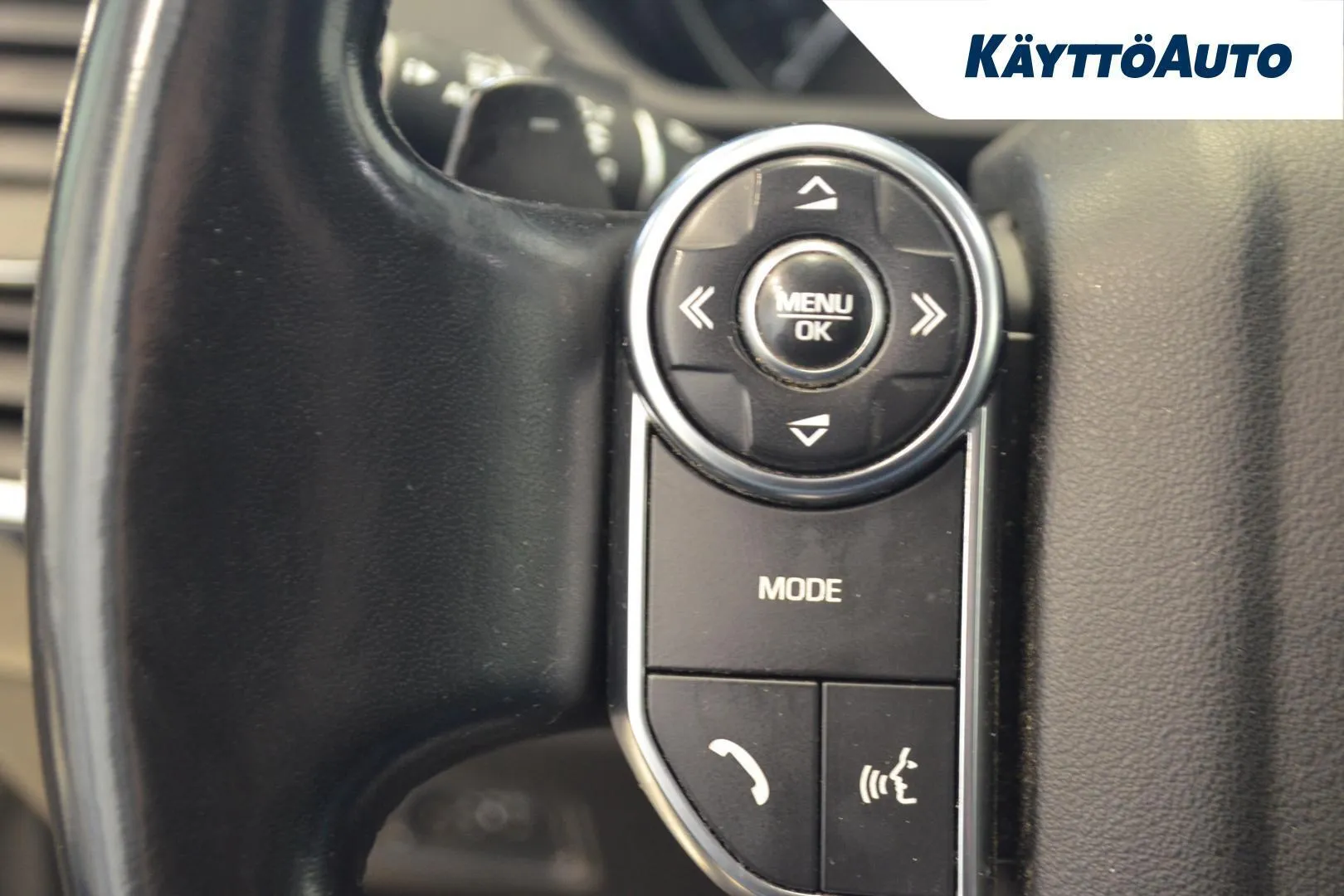 LAND ROVER Discovery LON-499 carousel image