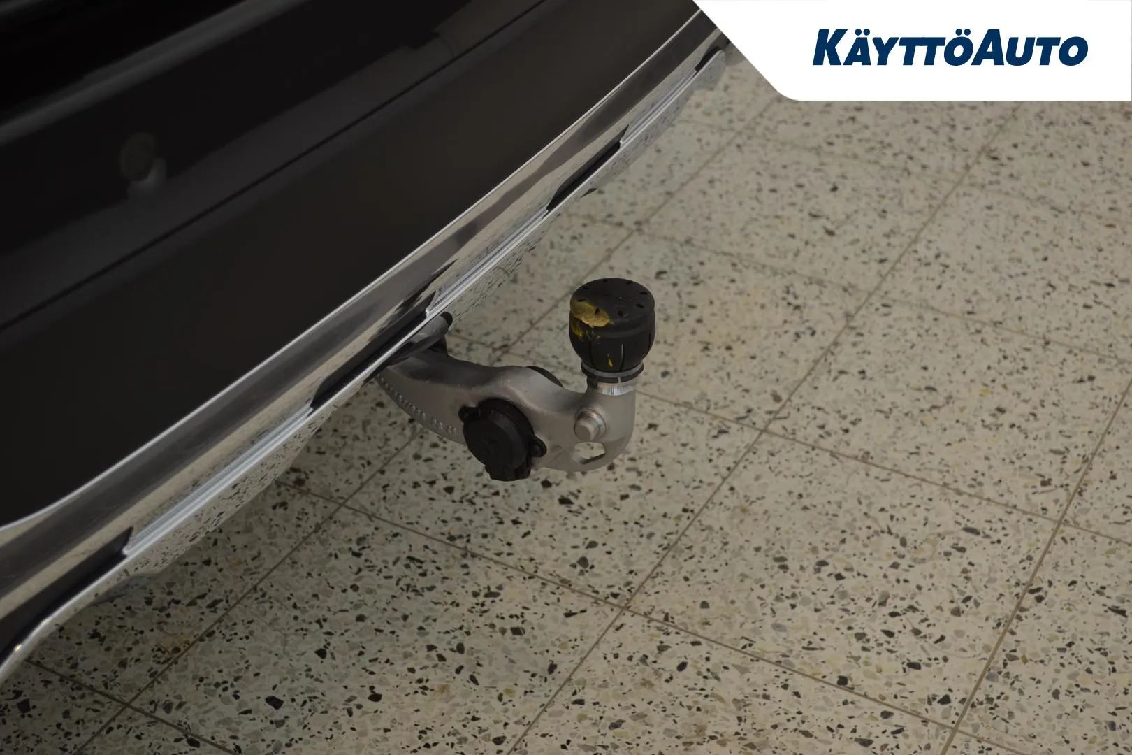 Mercedes-Benz GLC CSI-165 carousel image