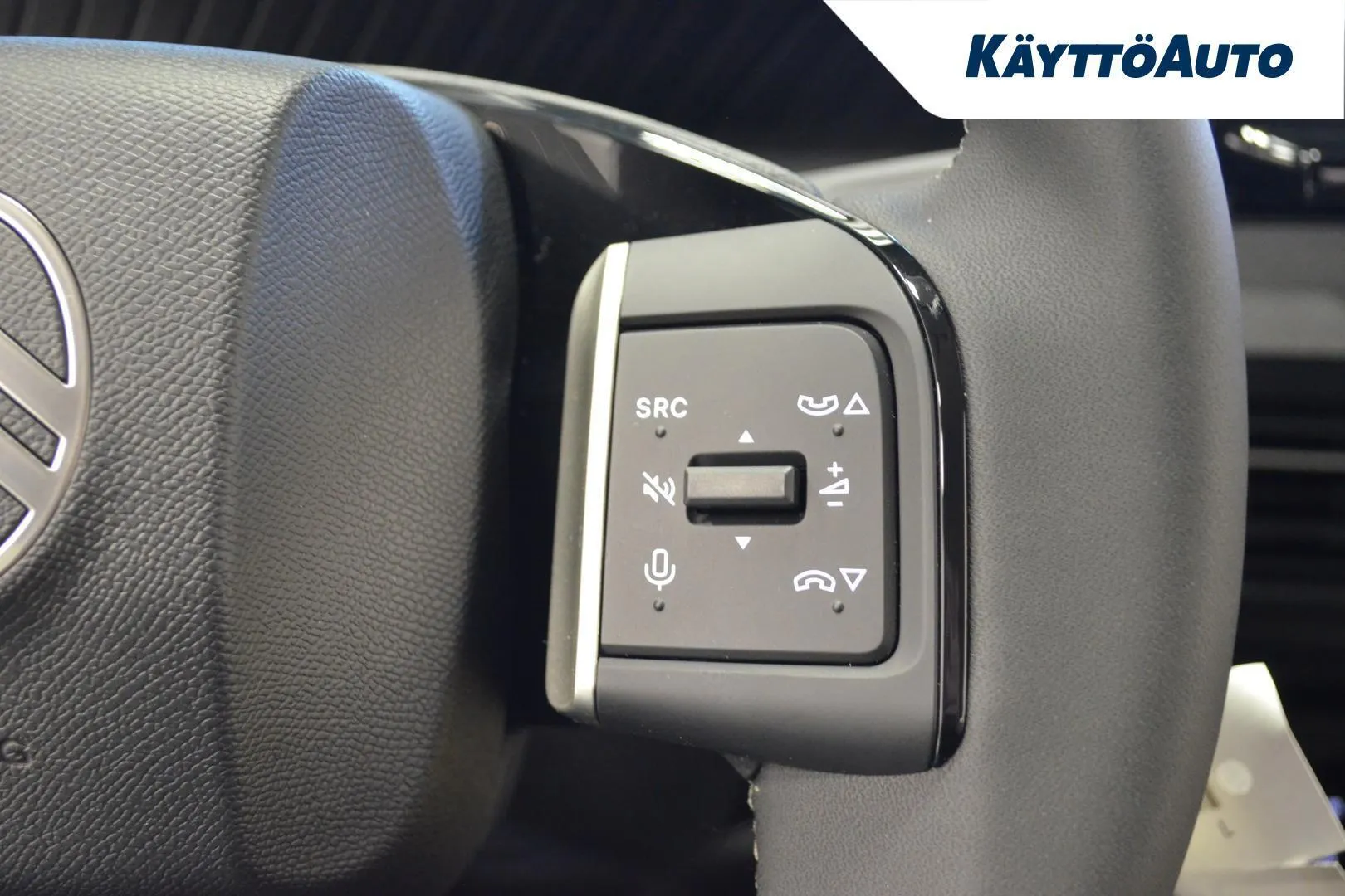 Citroen C3 Aircross XTO-263 carousel image