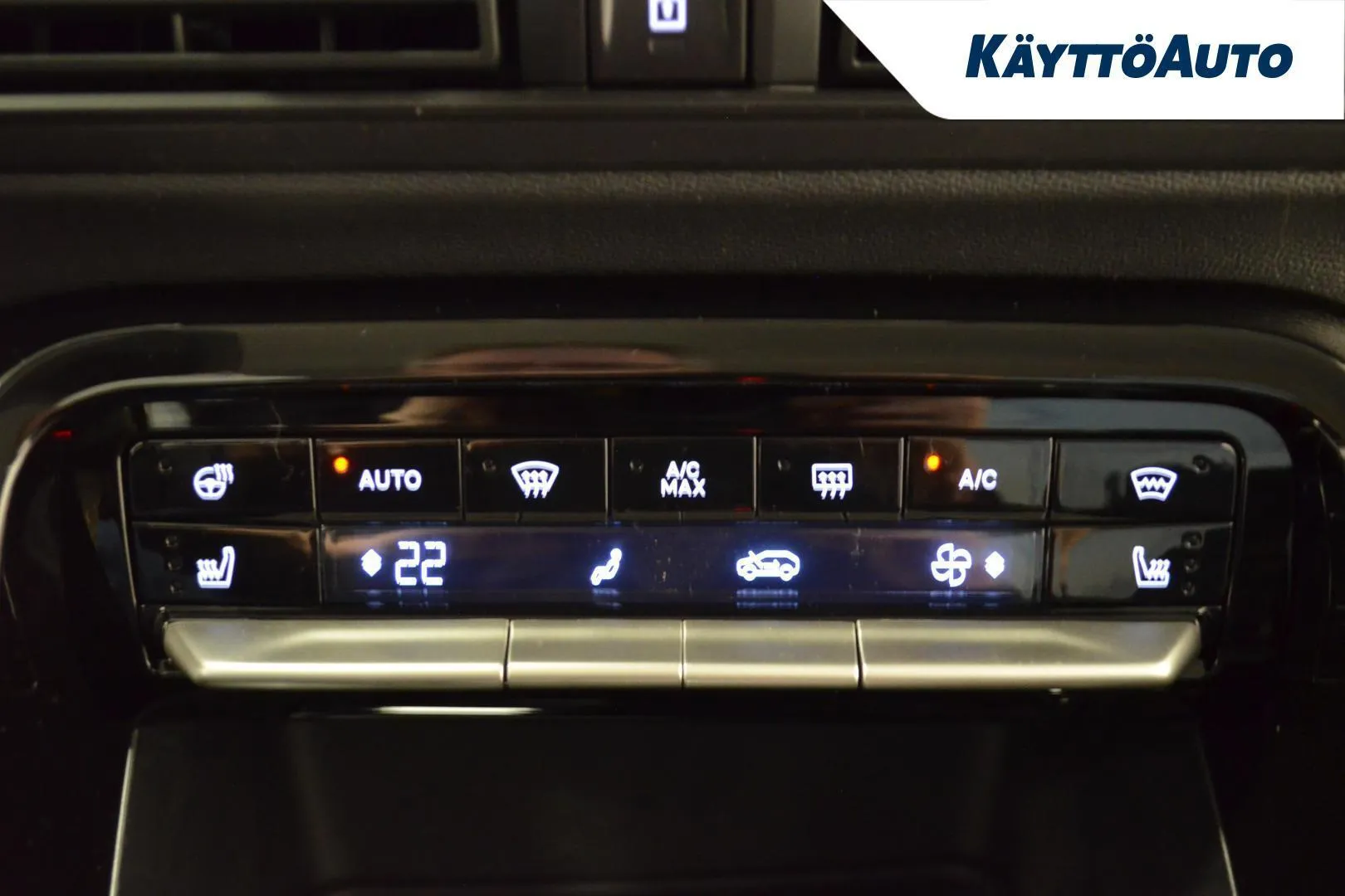 Citroen C3 Aircross XTO-263 carousel image