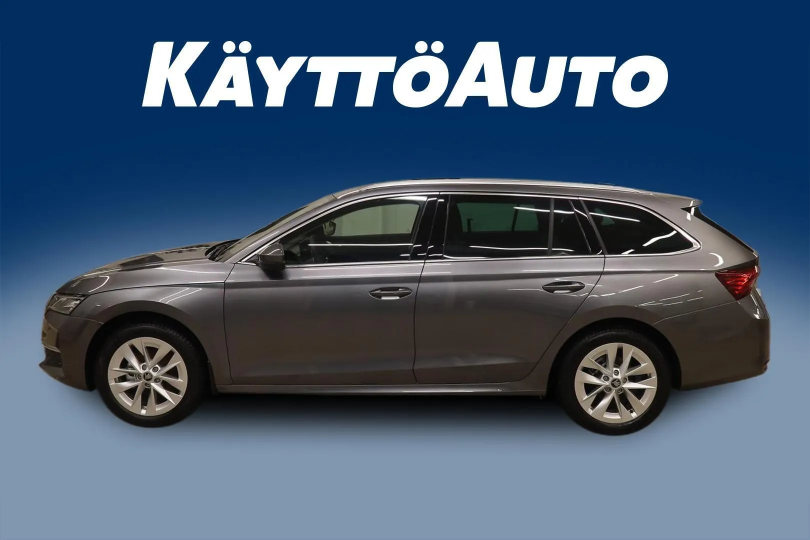 Skoda Octavia RXO-742 carousel image