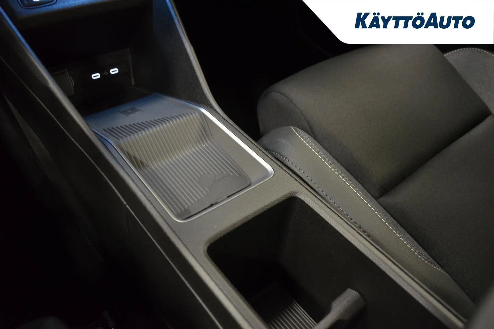 Nissan Micra YME-729 carousel image