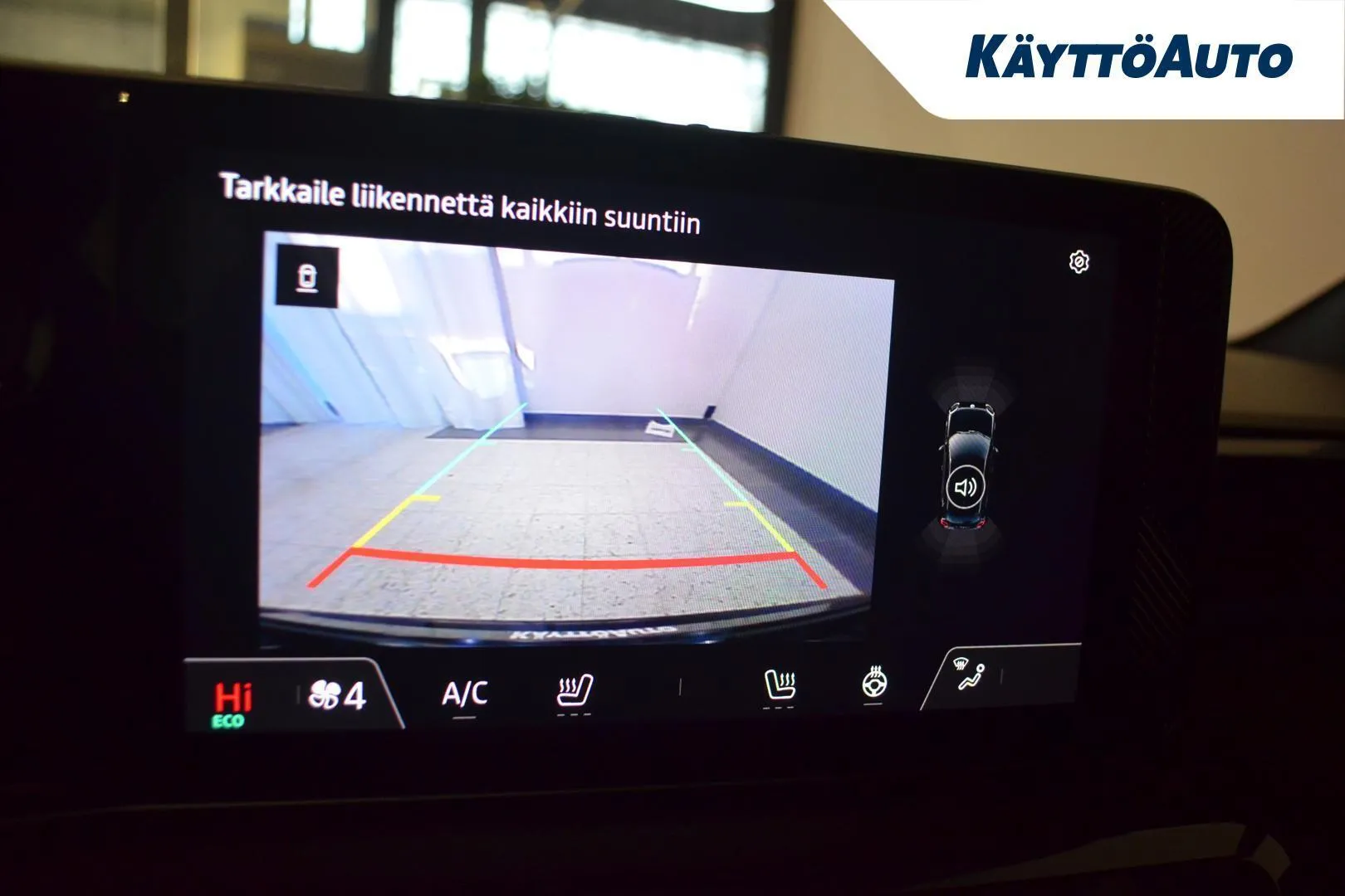 Nissan Micra YME-729 carousel image