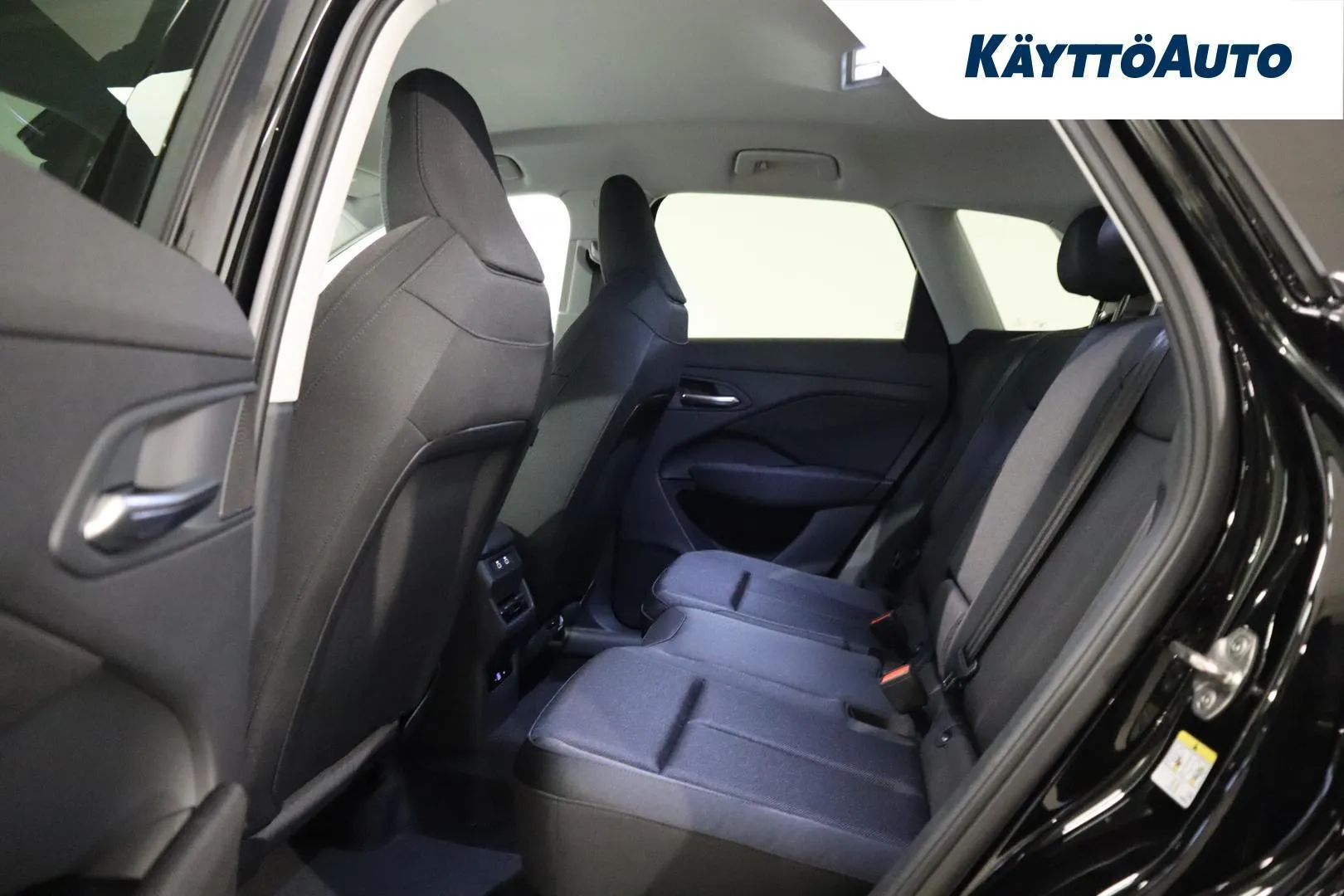 Audi Q3 YMC-255 carousel image