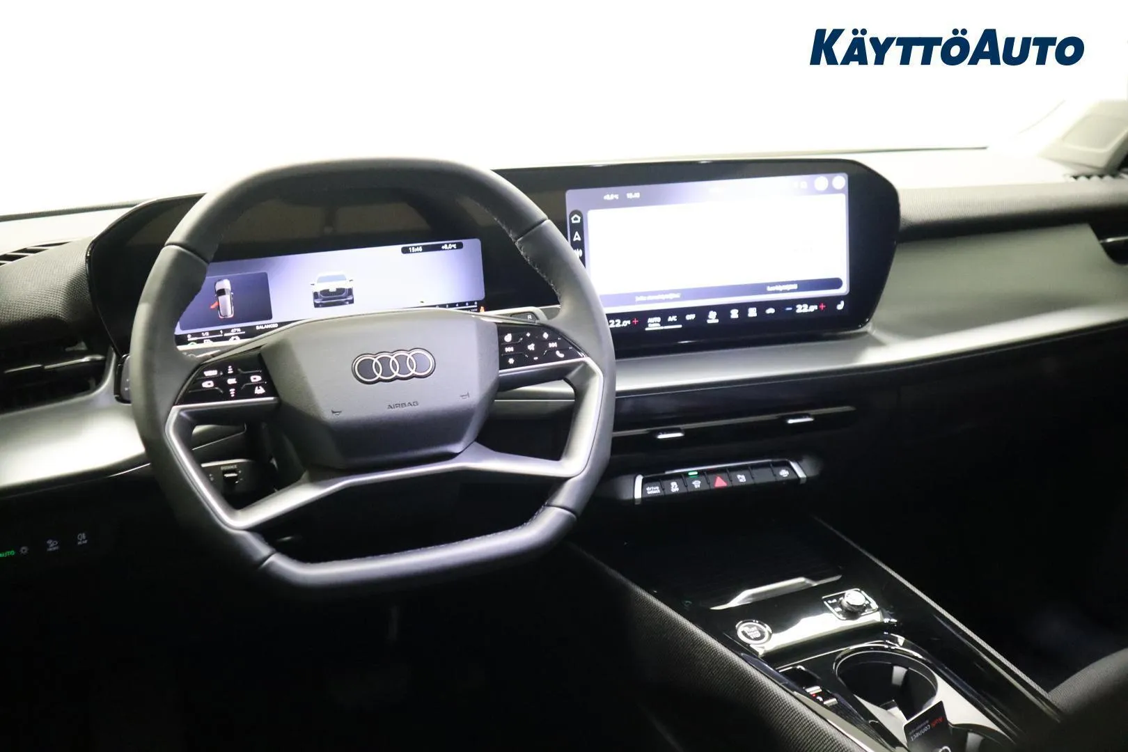 Audi Q3 YMC-255 carousel image