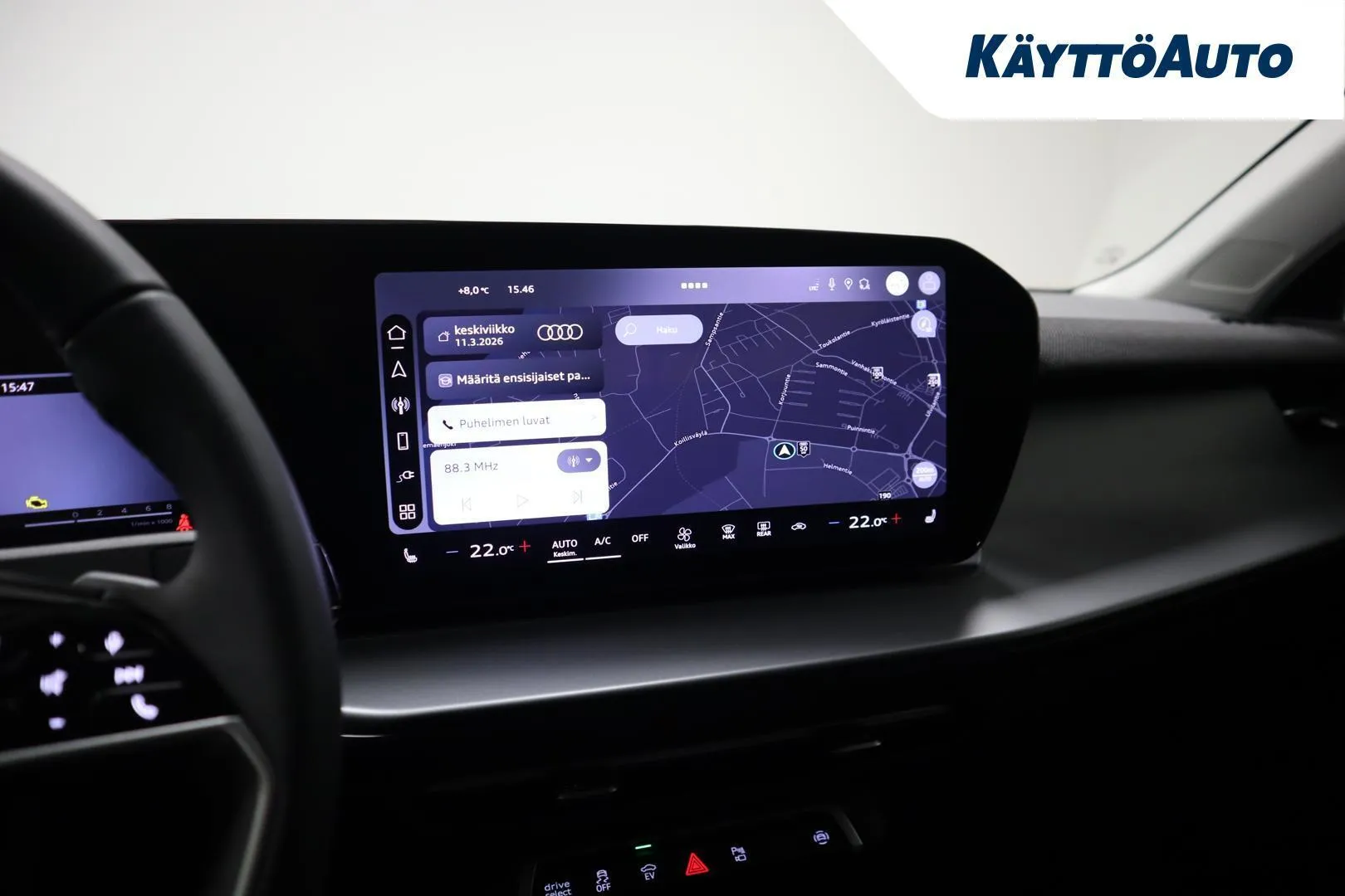 Audi Q3 YMC-255 carousel image