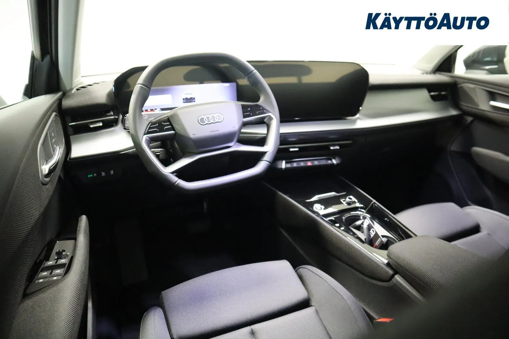 Audi Q3 SSJ-473 carousel image