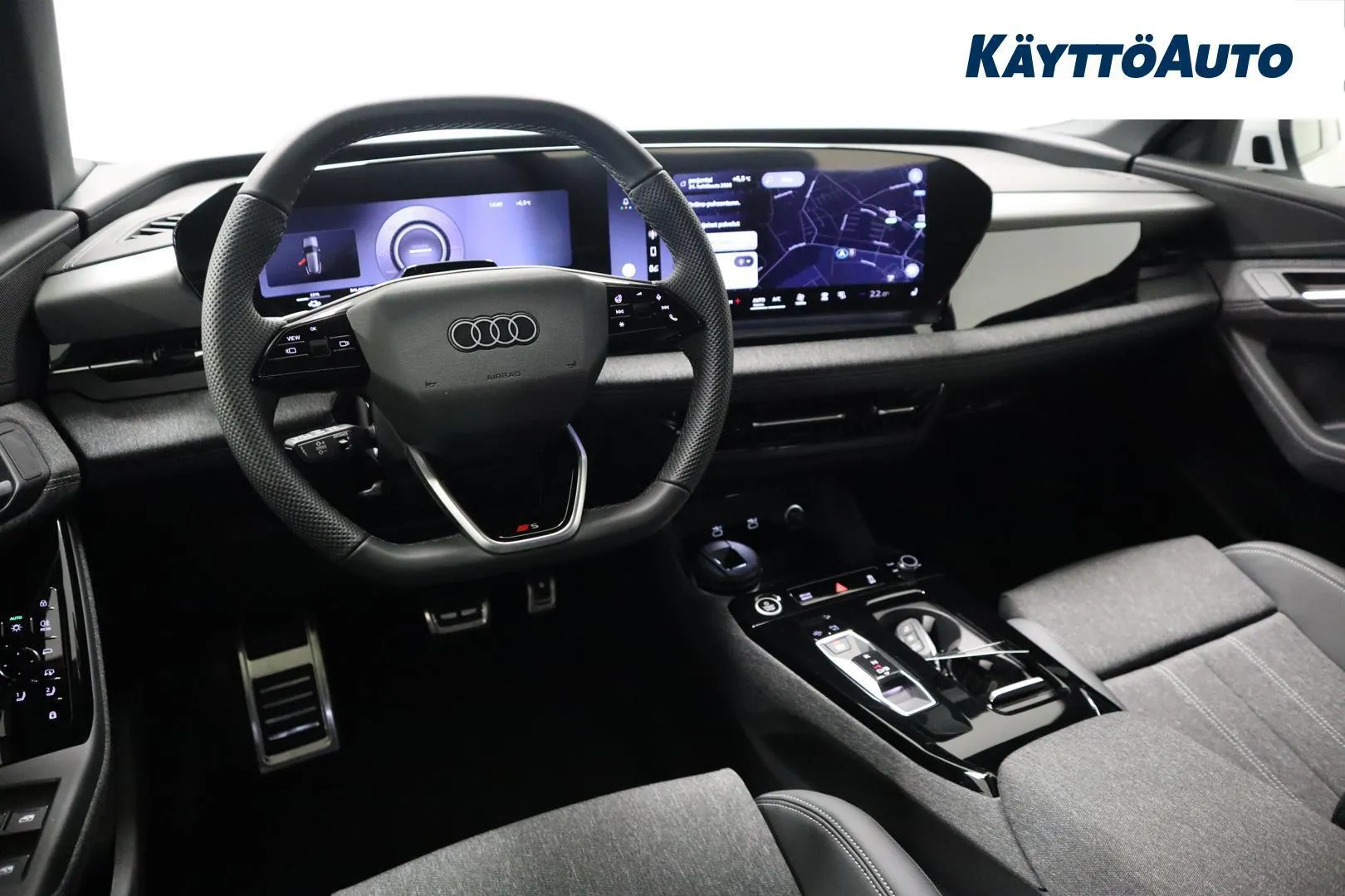 Audi Q6 e-tron YMK-995 carousel image