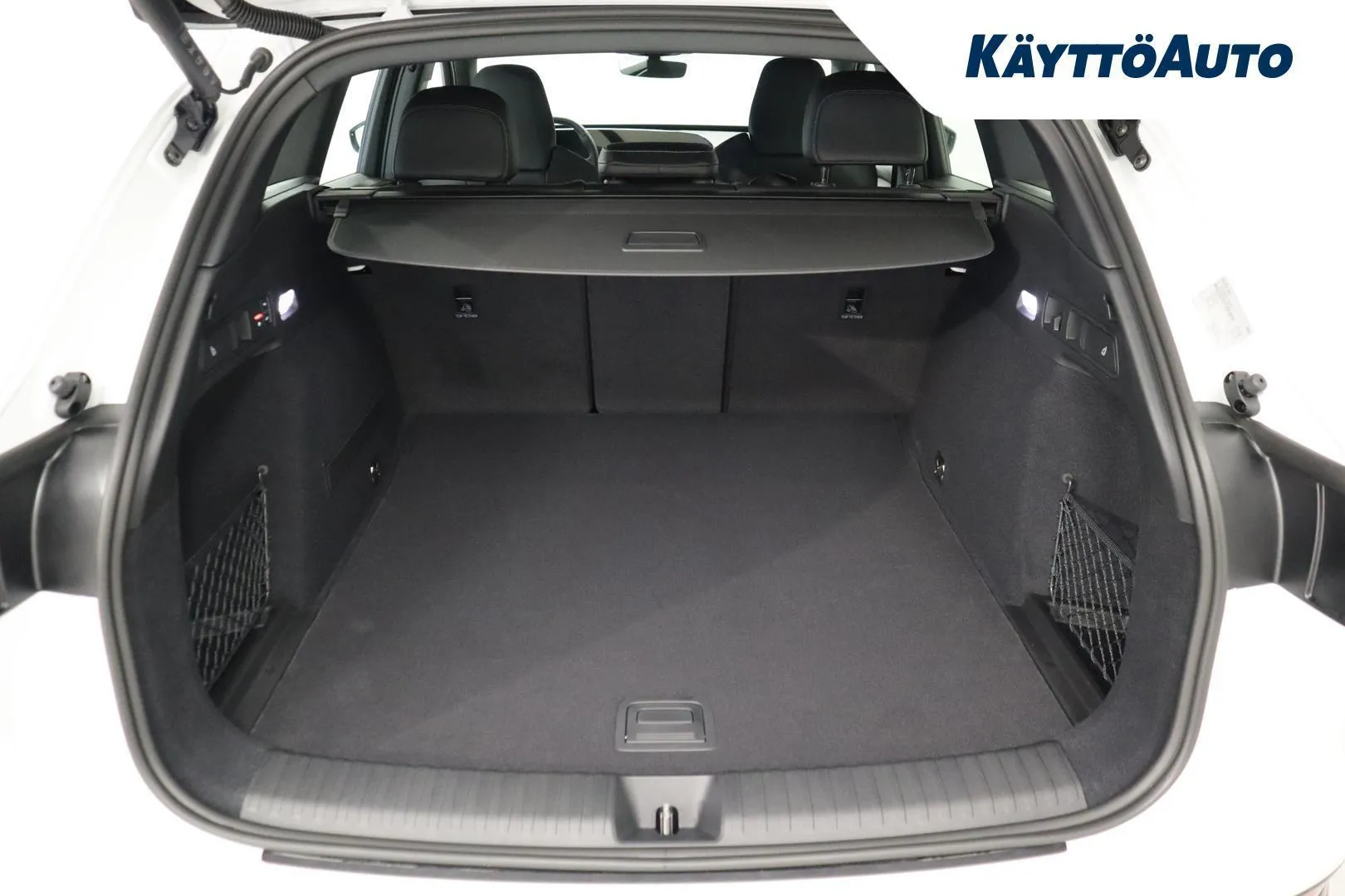 Audi Q6 e-tron YMK-995 carousel image
