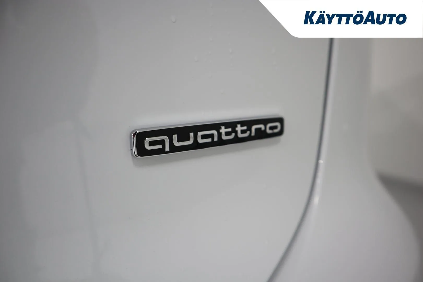 Audi Q6 e-tron YMK-995 carousel image