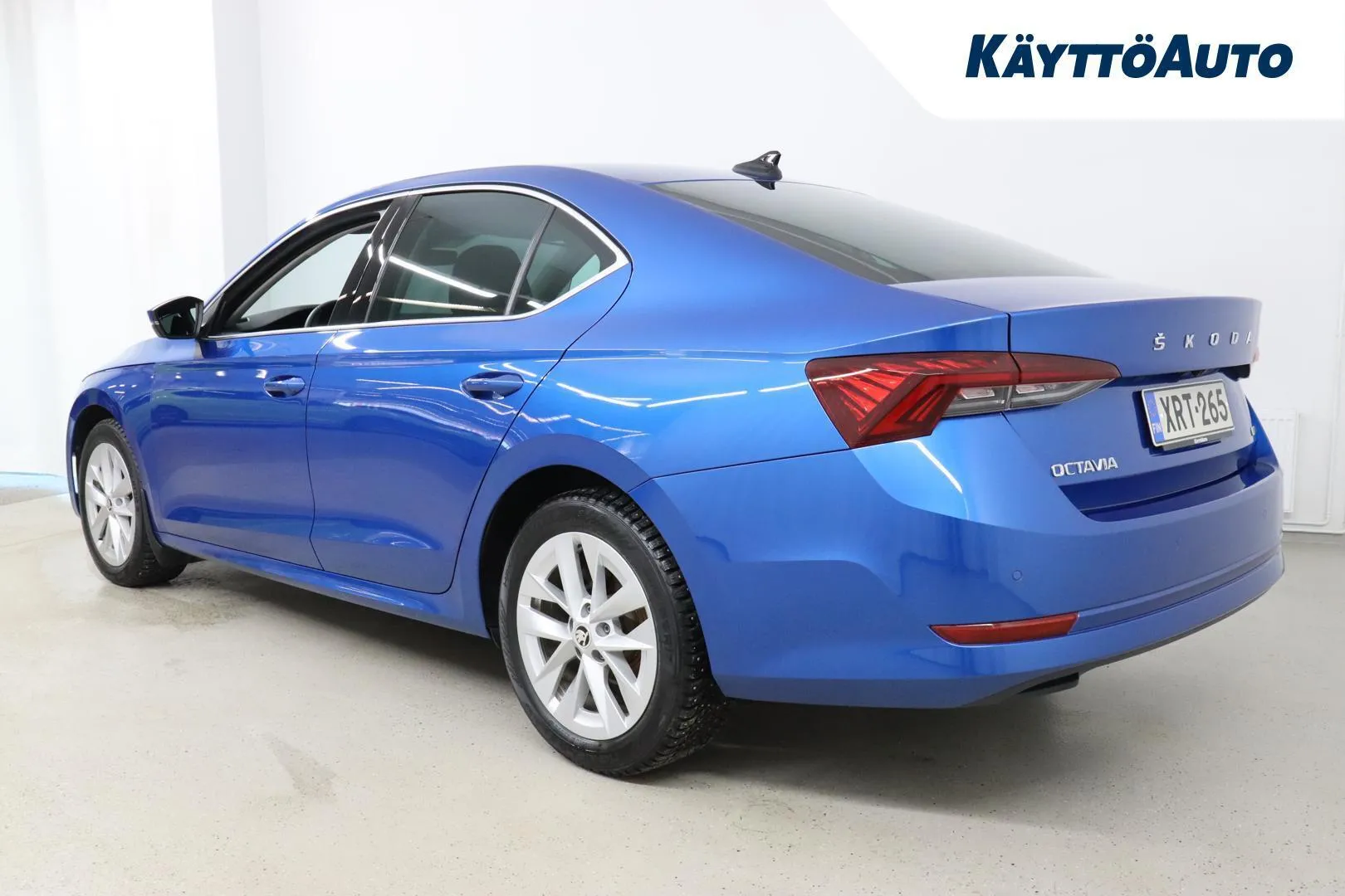 Skoda Octavia XRT-265 carousel image