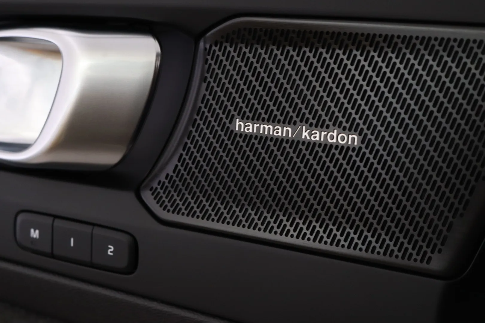 Volvo EC40 IST-131 carousel image