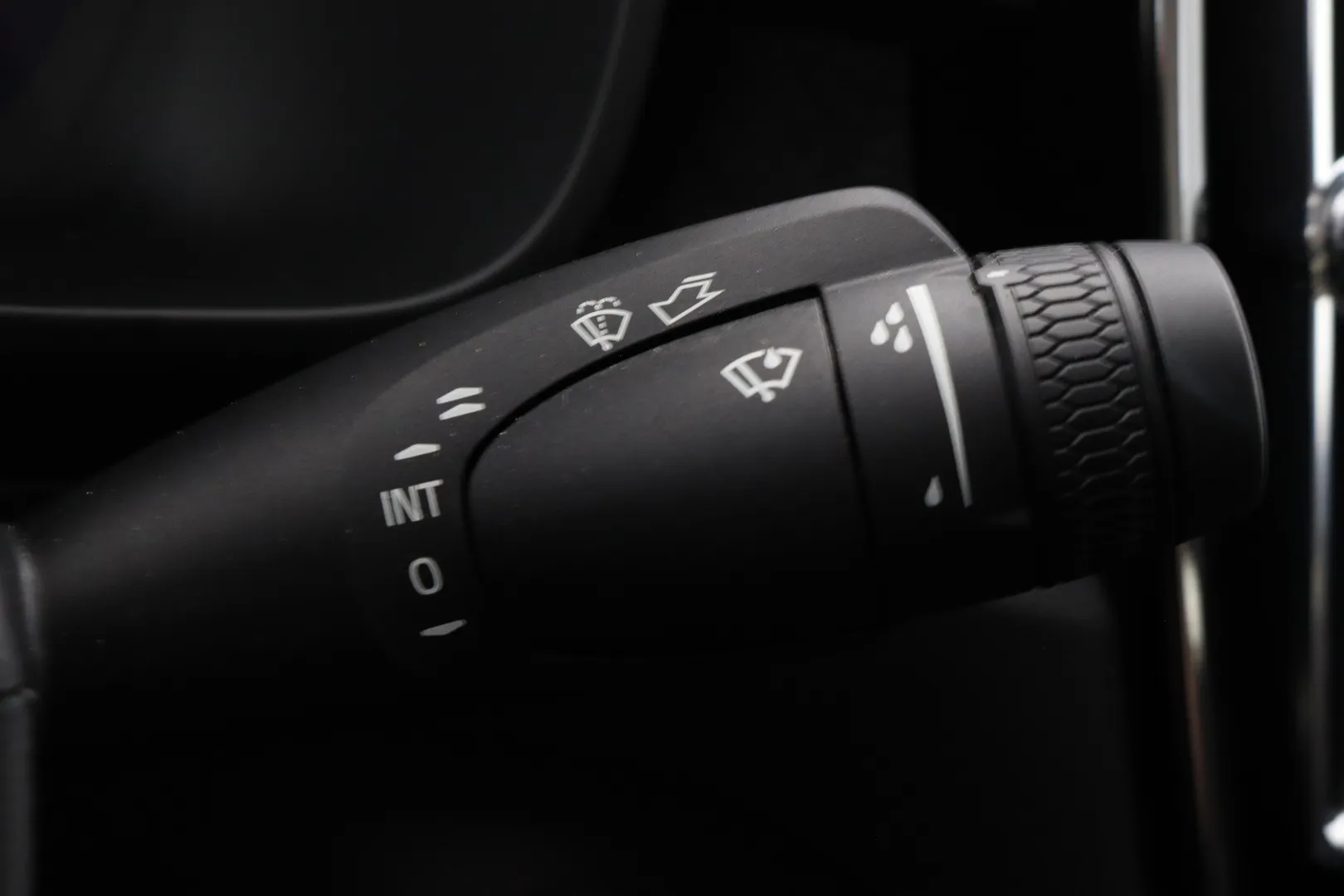 Volvo EC40 IST-131 carousel image