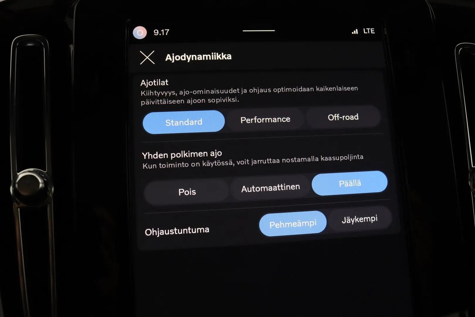 Volvo EC40 IST-131 carousel image