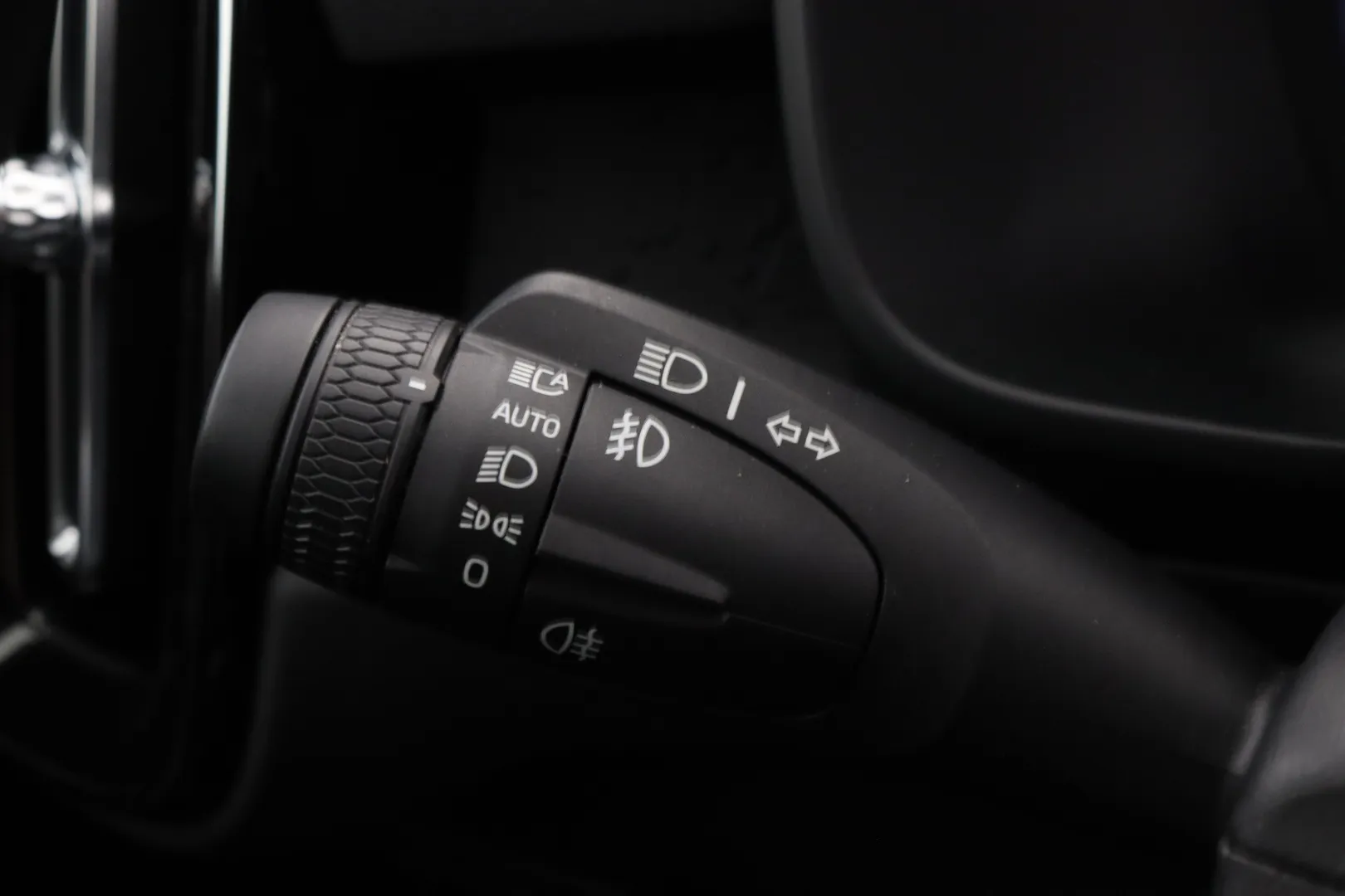 Volvo EC40 IST-131 carousel image