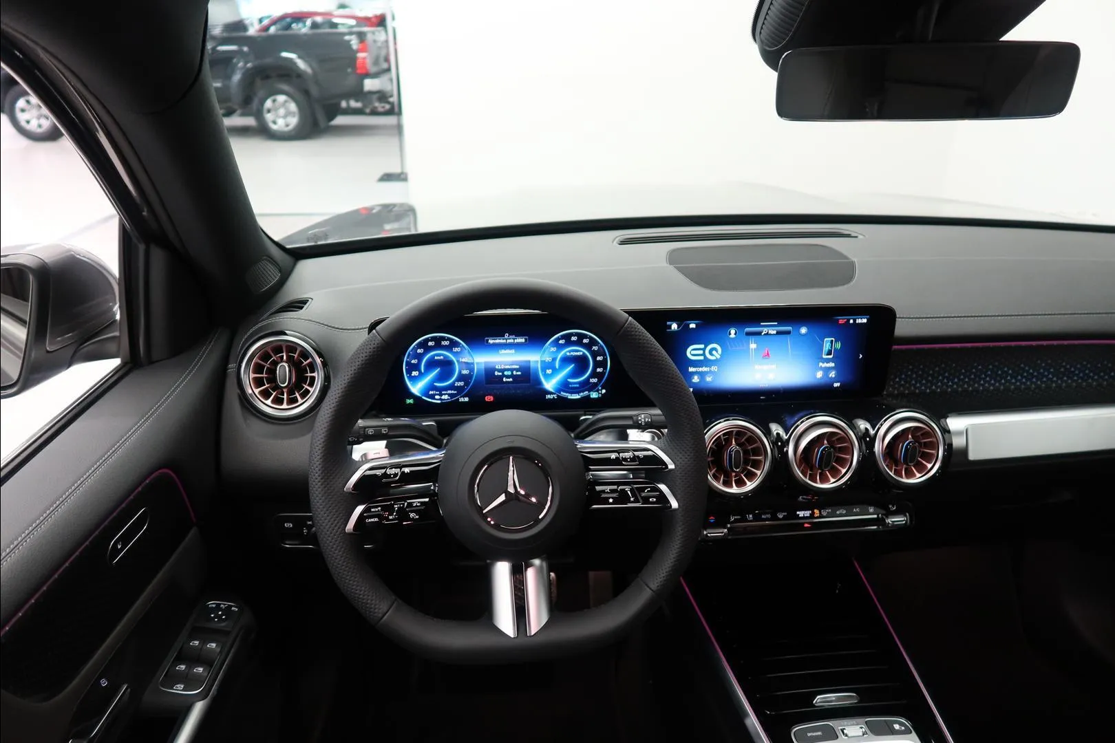 Mercedes-Benz EQB ISL-169 carousel image