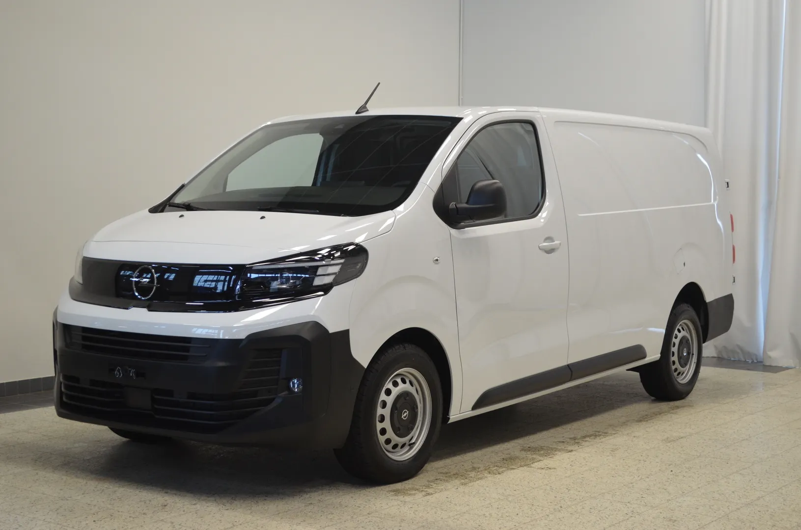 Opel Vivaro ZPS-582 carousel image