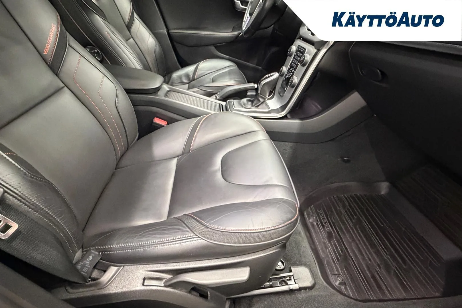Volvo V40 BSL-120 carousel image