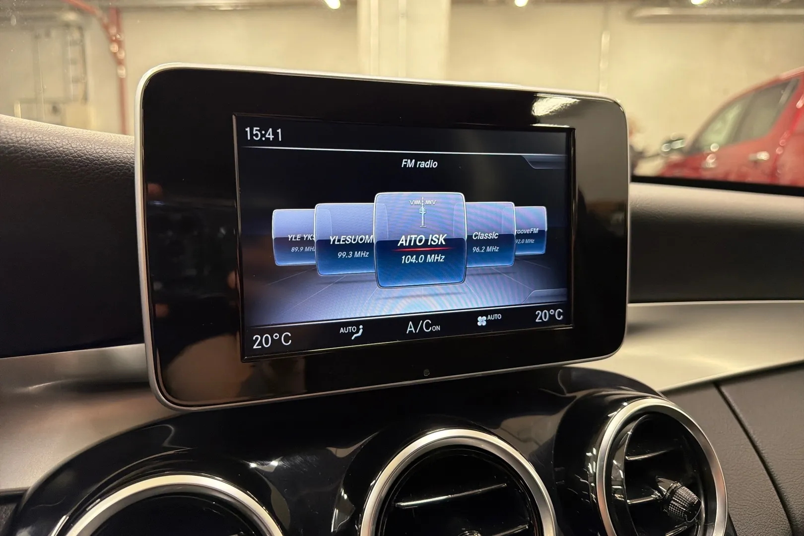 Mercedes-Benz C EPE-656 carousel image