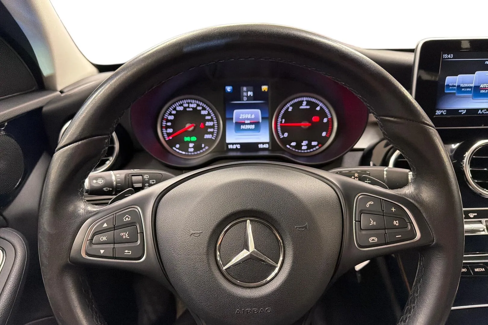 Mercedes-Benz C EPE-656 carousel image