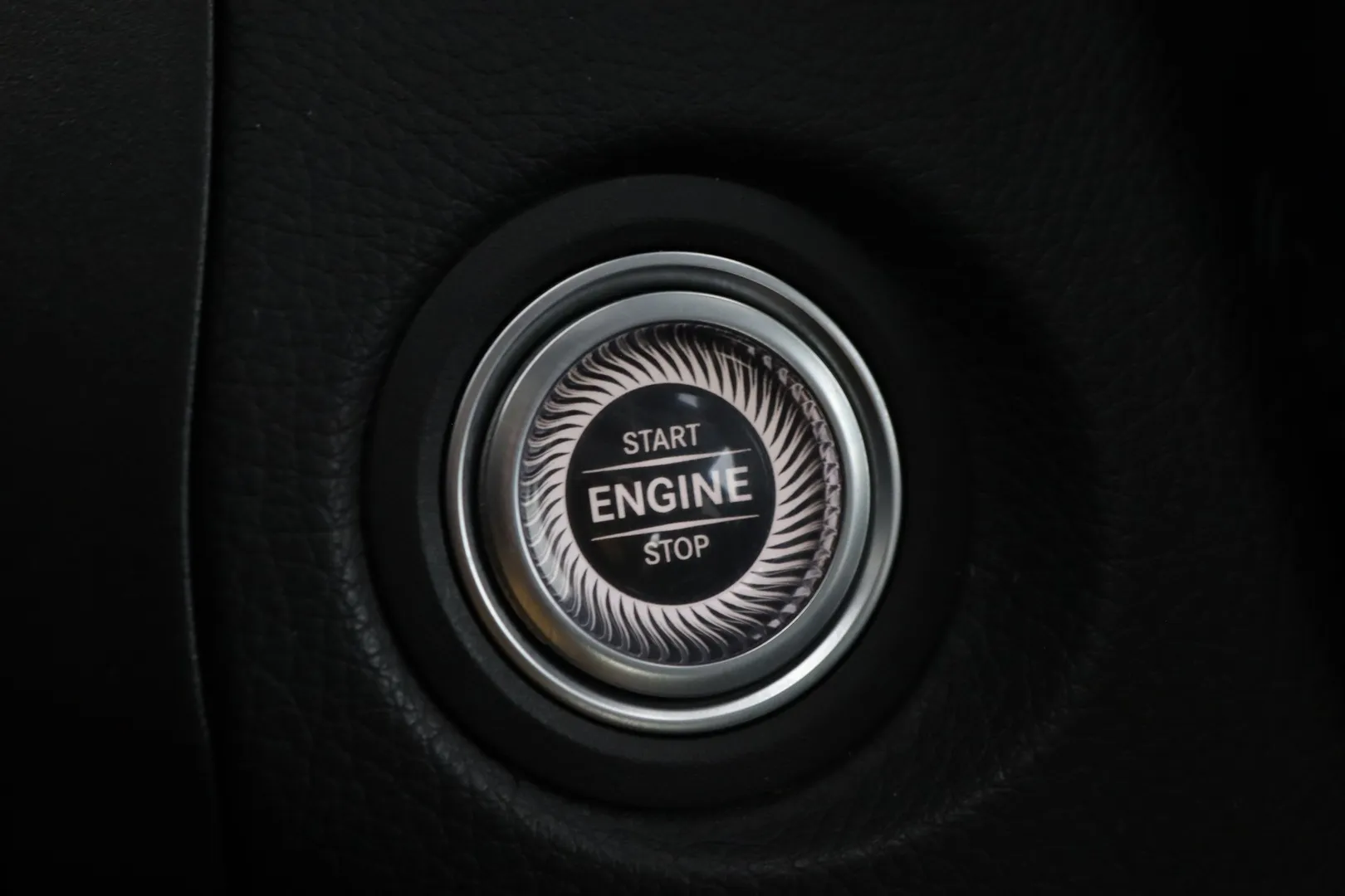 Mercedes-Benz GLC IZI-124 carousel image