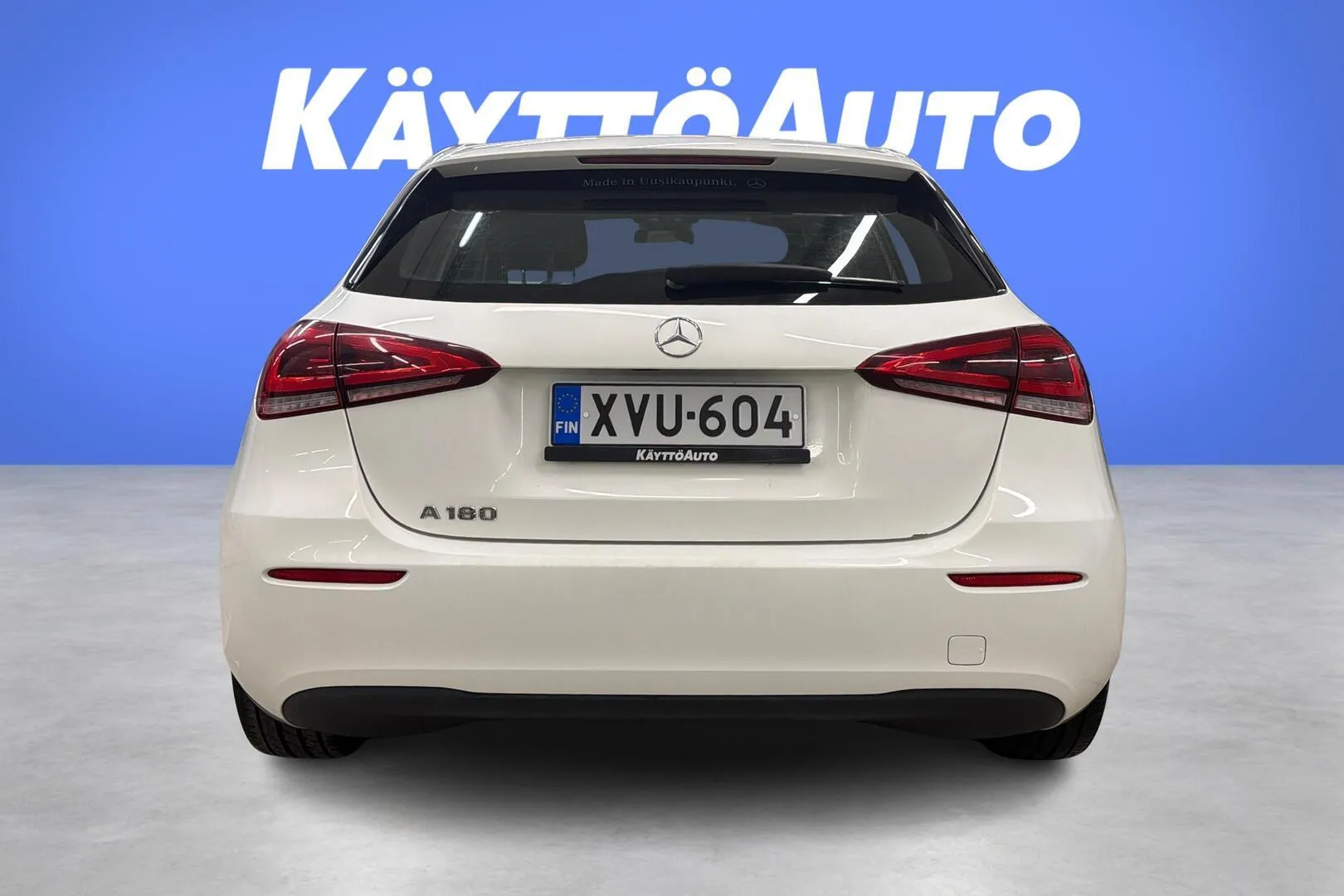 Mercedes-Benz A XVU-604 carousel image