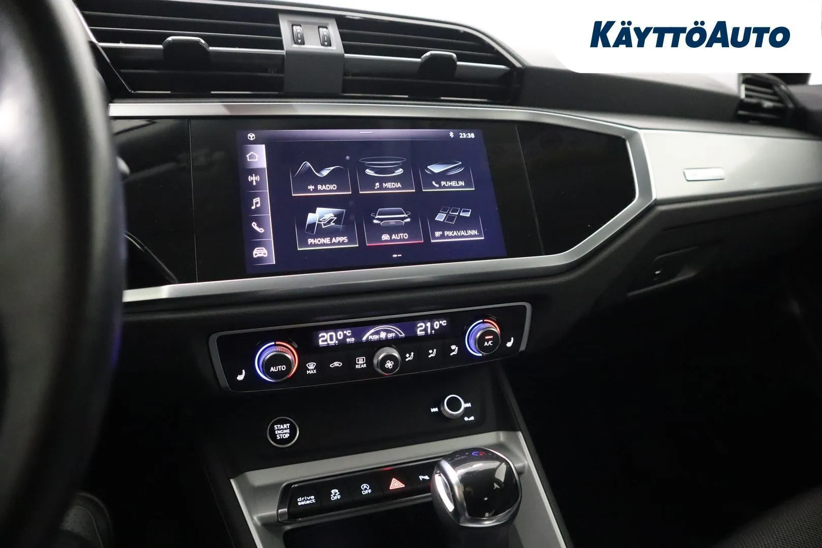 Audi Q3 IZC-476 carousel image