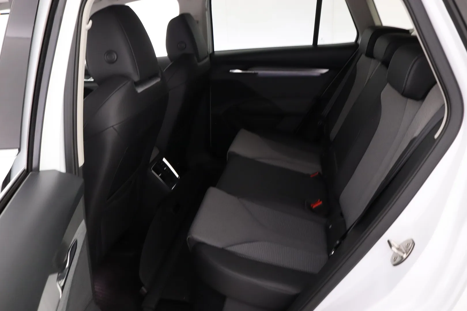 Skoda Enyaq ZOR-126 carousel image
