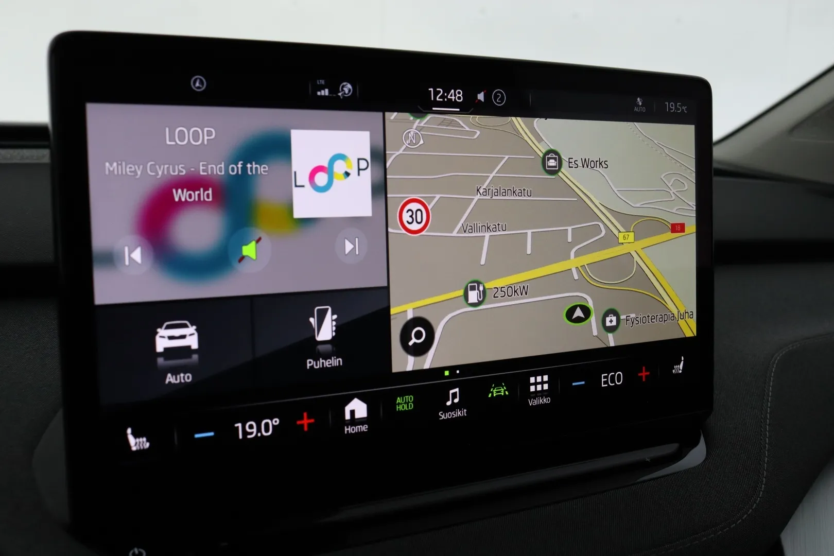 Skoda Enyaq ZOR-126 carousel image