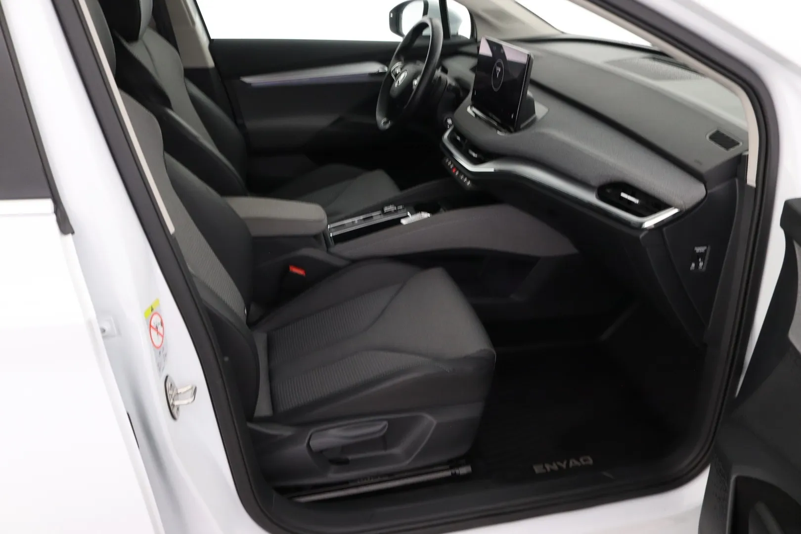 Skoda Enyaq ZOR-126 carousel image