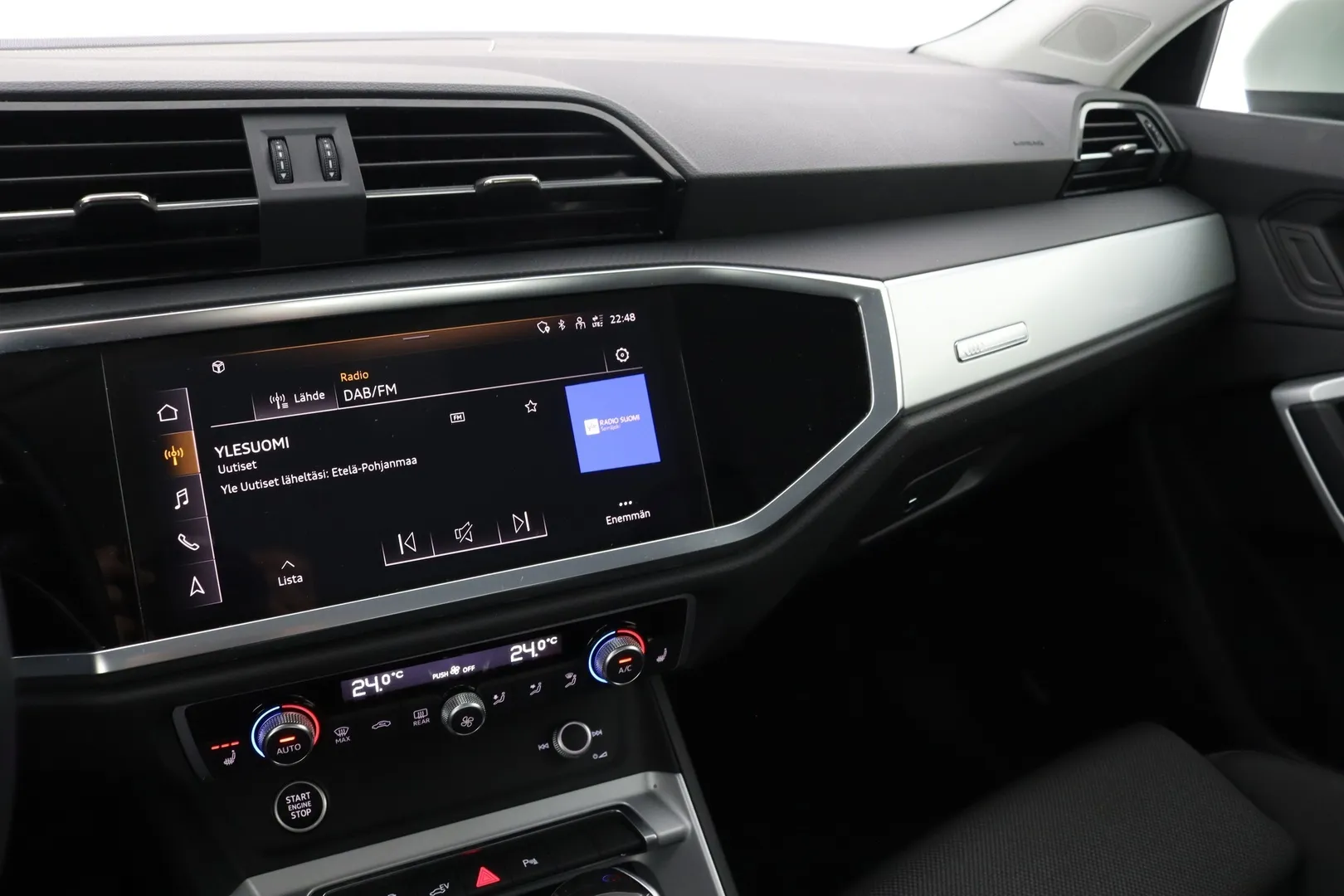 Audi Q3 LPP-180 carousel image