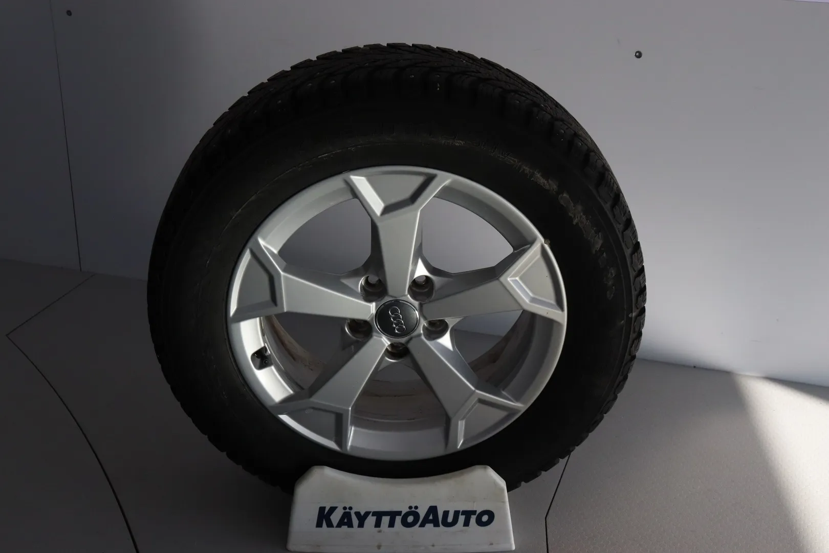 Audi Q3 LPP-180 carousel image