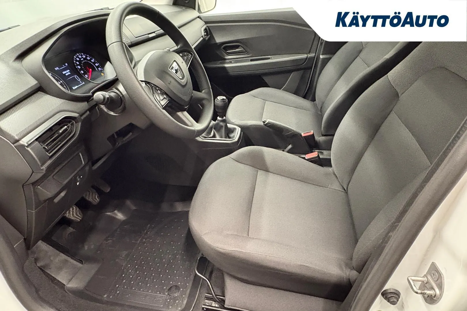 Dacia Sandero MOO-579 carousel image