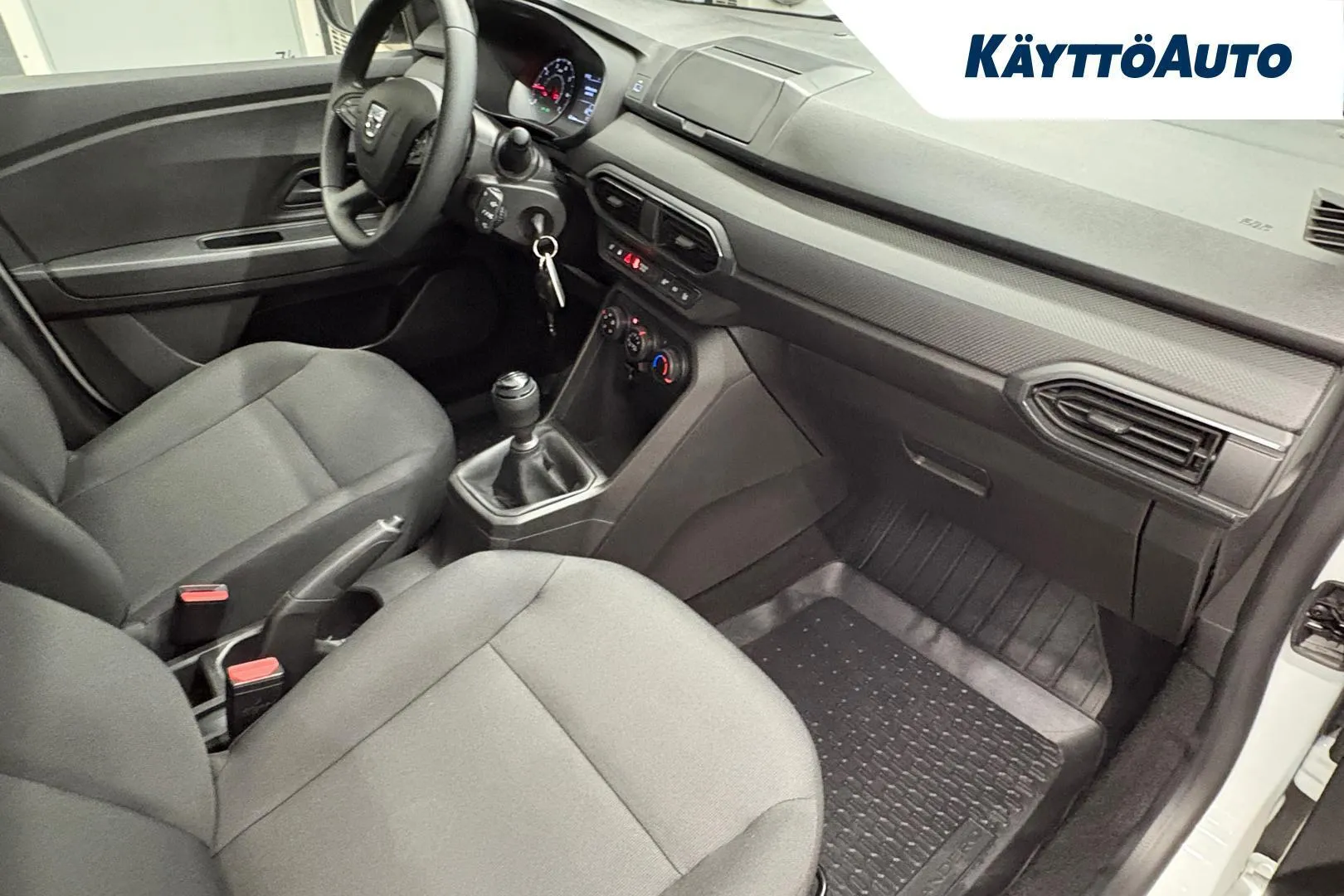 Dacia Sandero MOO-579 carousel image