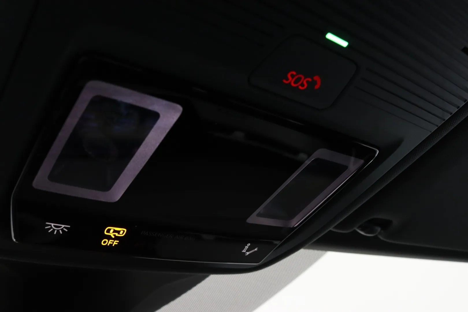 Audi Q4 e-tron RXB-567 carousel image