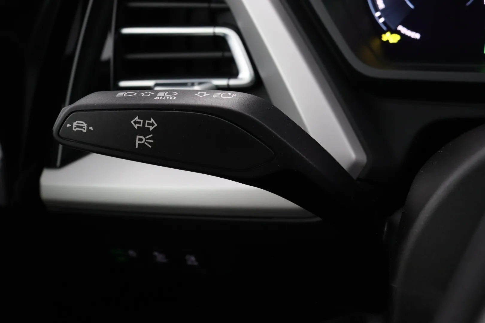 Audi Q4 e-tron RXB-567 carousel image