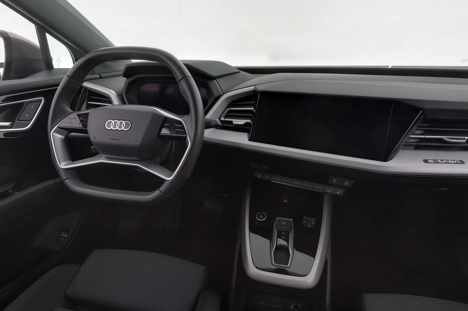 Audi Q4 e-tron RXB-567 carousel image