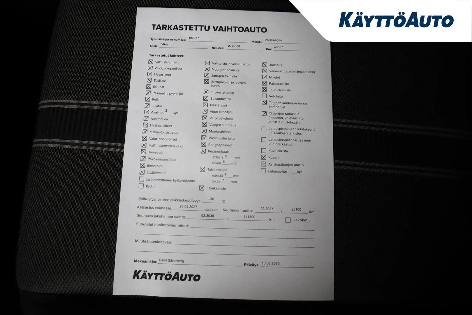 Volkswagen T-Roc GMY-678 carousel image