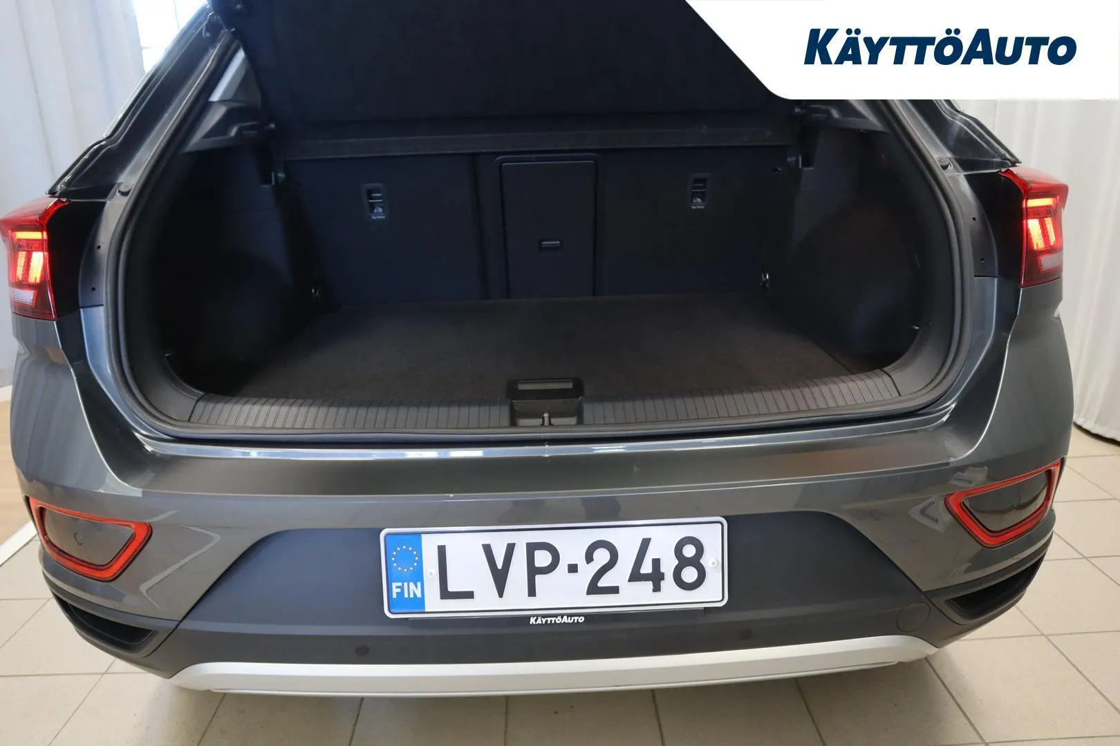 Volkswagen T-Roc LVP-248 carousel image