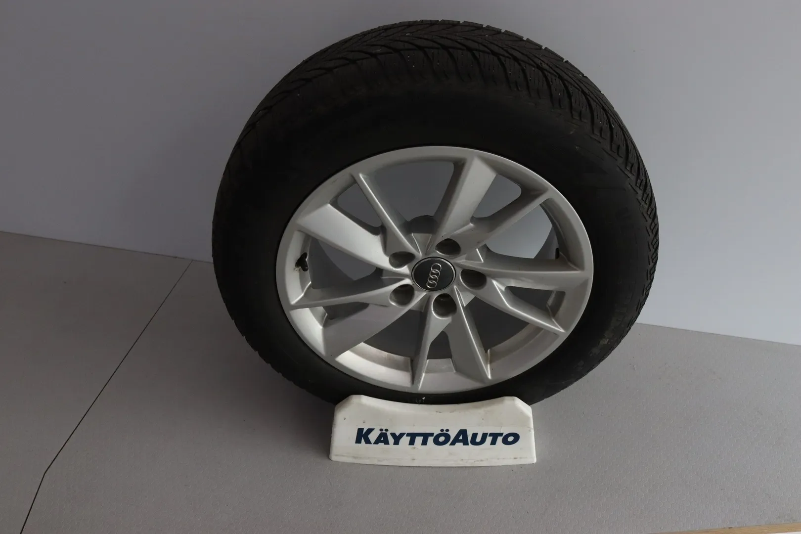 Audi A4 IPR-280 carousel image